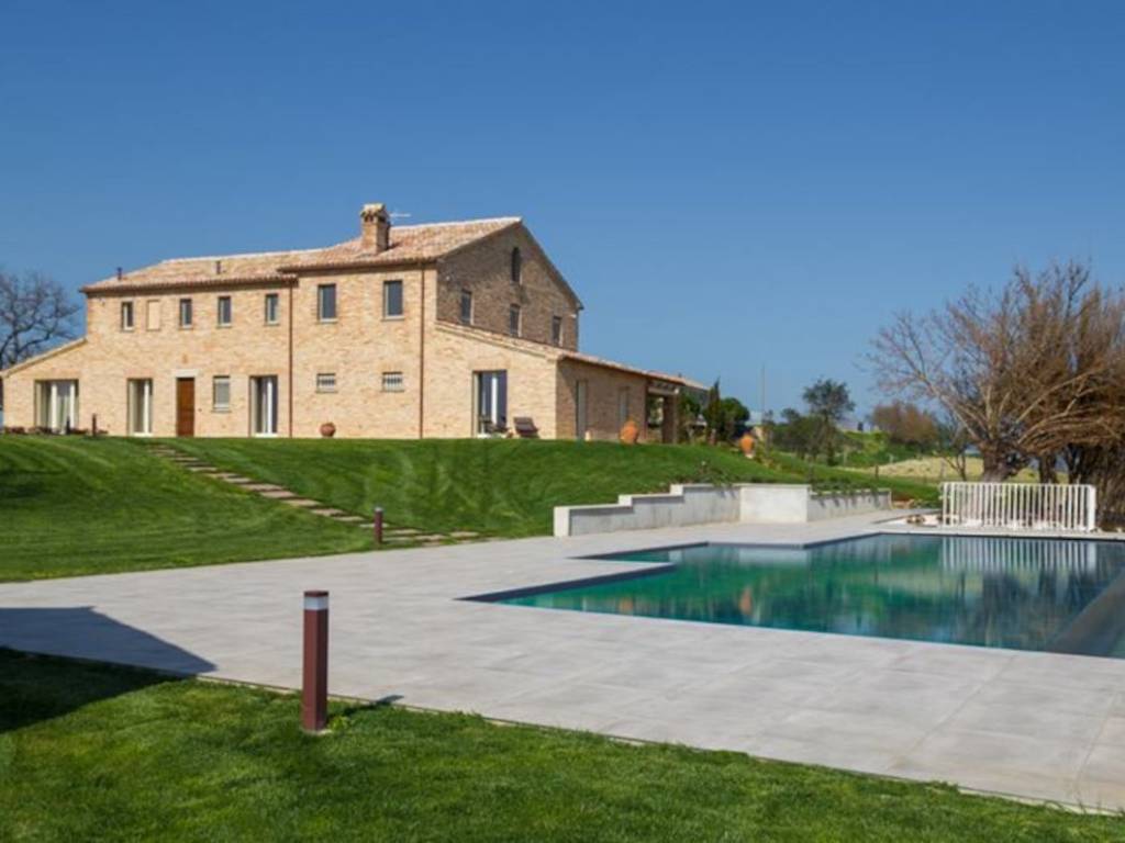 casa indipendente in vendita a Senigallia in zona Bettolelle