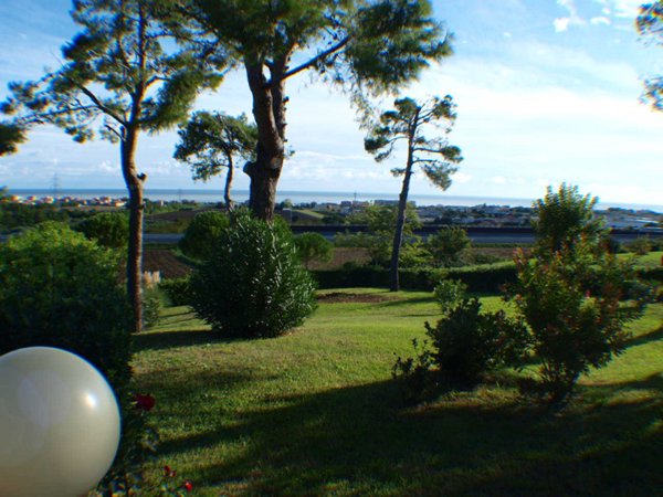 casa indipendente in vendita a Senigallia in zona Scapezzano