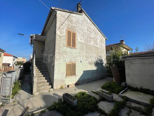 casa indipendente in vendita a Senigallia in zona Marzocca