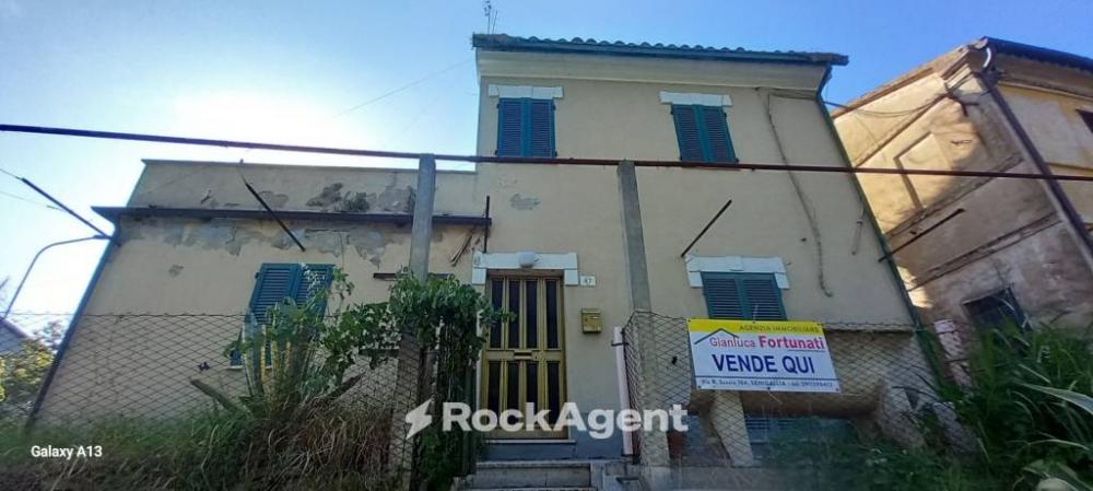 casa indipendente in vendita a Senigallia in zona Borgo Catena