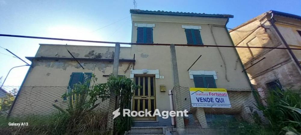 casa indipendente in vendita a Senigallia in zona Roncitelli