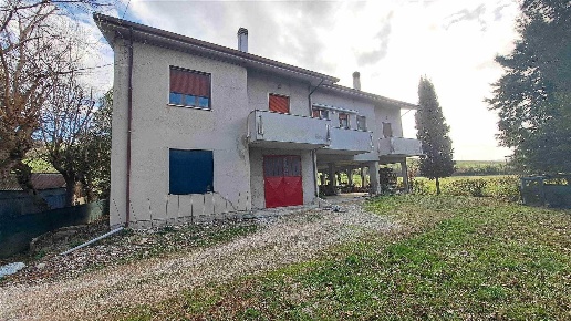 casa indipendente in vendita a Senigallia in zona Cesano