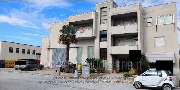 negozio in vendita a Senigallia