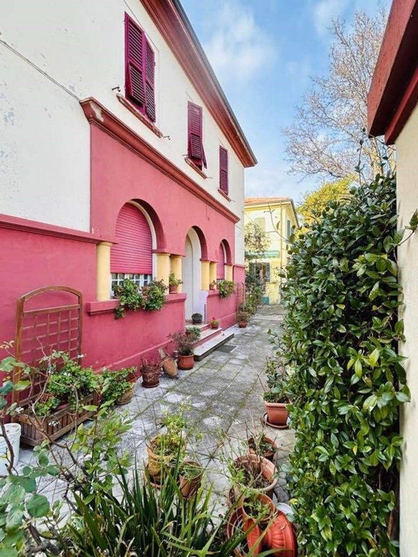 casa indipendente in vendita a Senigallia