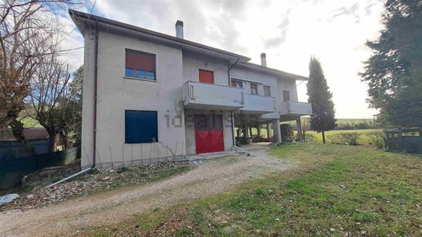 casa indipendente in vendita a Senigallia in zona Cesano