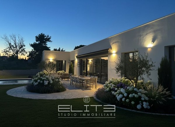 casa indipendente in vendita a Senigallia in zona Montignano