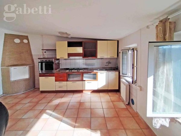 appartamento in vendita a Senigallia in zona Vallone