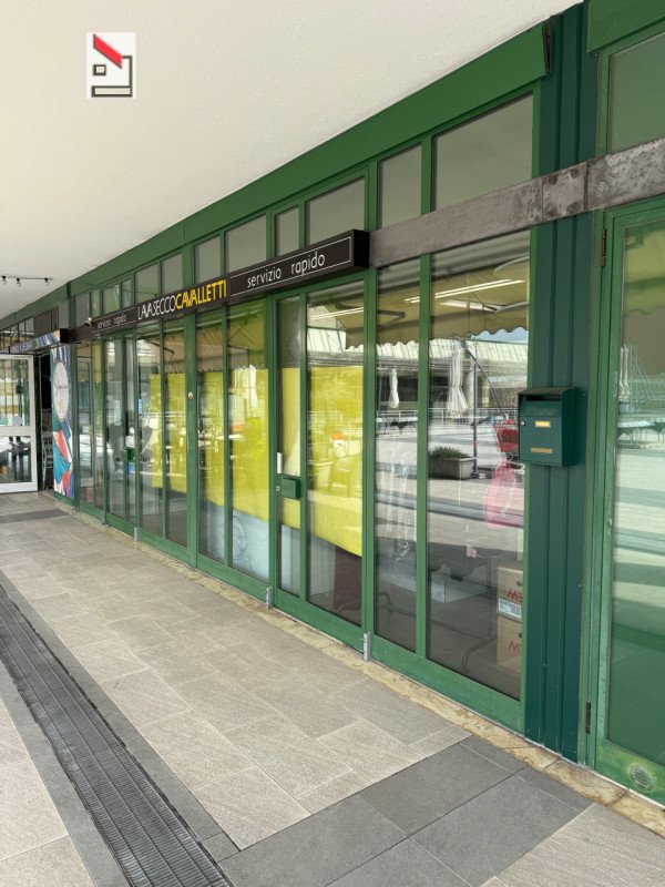 negozio in vendita a Senigallia