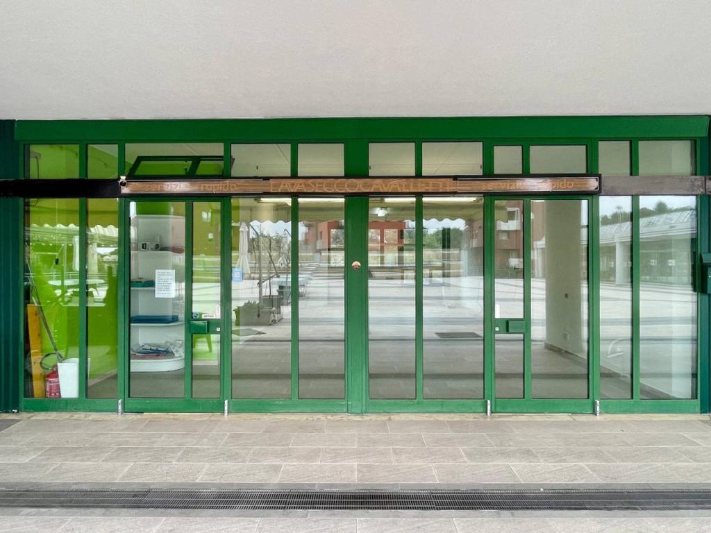 negozio in vendita a Senigallia