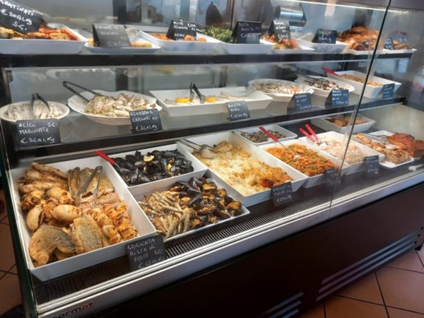 negozio in vendita a Senigallia