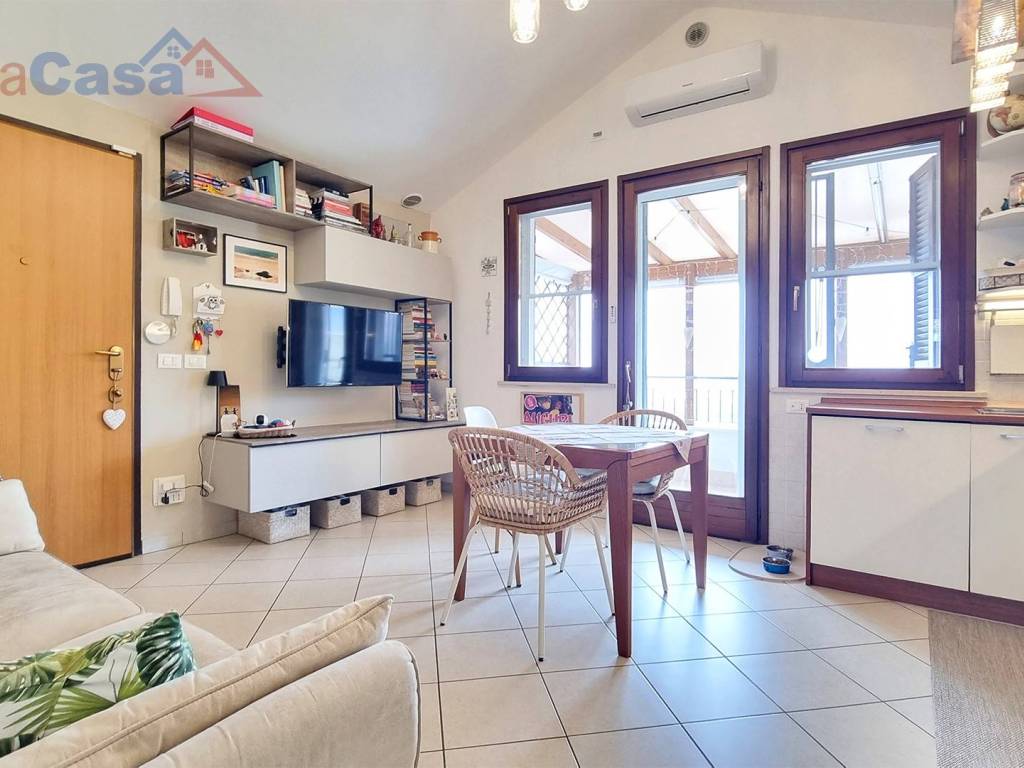 appartamento in vendita a Senigallia in zona Marzocca