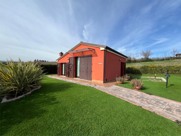 casa indipendente in vendita a Senigallia