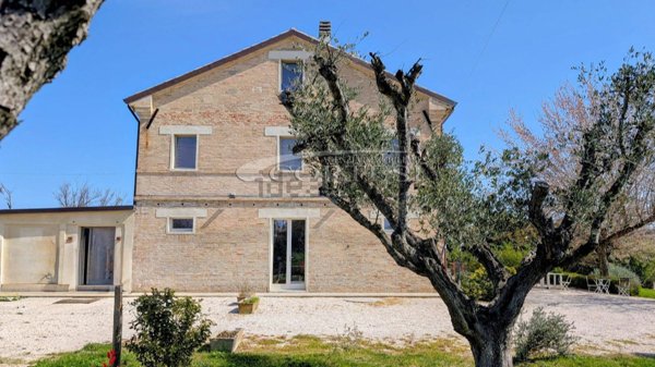 casale in vendita a Senigallia in zona San Silvestro