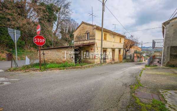appartamento in vendita a Senigallia in zona Cannella