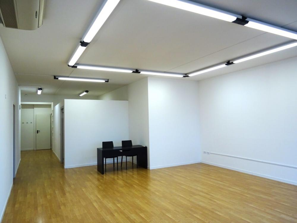 locale di sgombero in vendita a Senigallia in zona Cesano