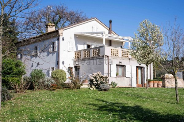 casa indipendente in vendita a Senigallia