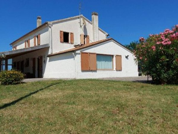 casa indipendente in vendita a Senigallia in zona Montignano