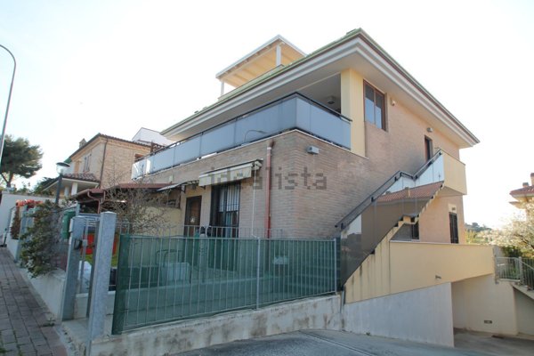 appartamento in vendita a Senigallia in zona Marzocca