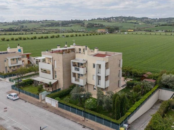 appartamento in vendita a Senigallia in zona Cesano
