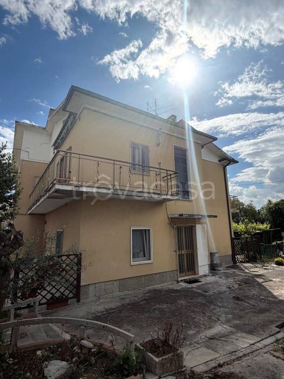 casa indipendente in vendita a Senigallia in zona Vallone