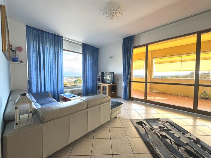 casa indipendente in vendita a Senigallia in zona Scapezzano