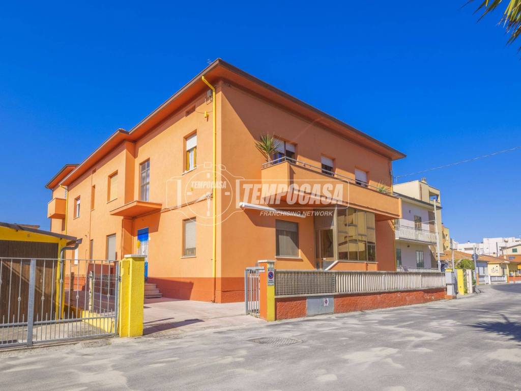 appartamento in vendita a Senigallia in zona Cesano