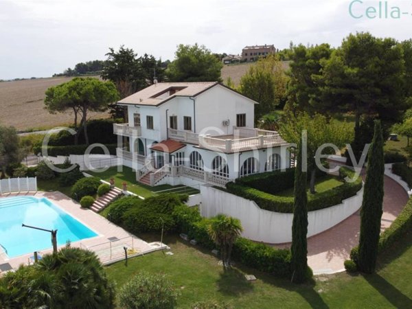 casa indipendente in vendita a Senigallia in zona Montignano