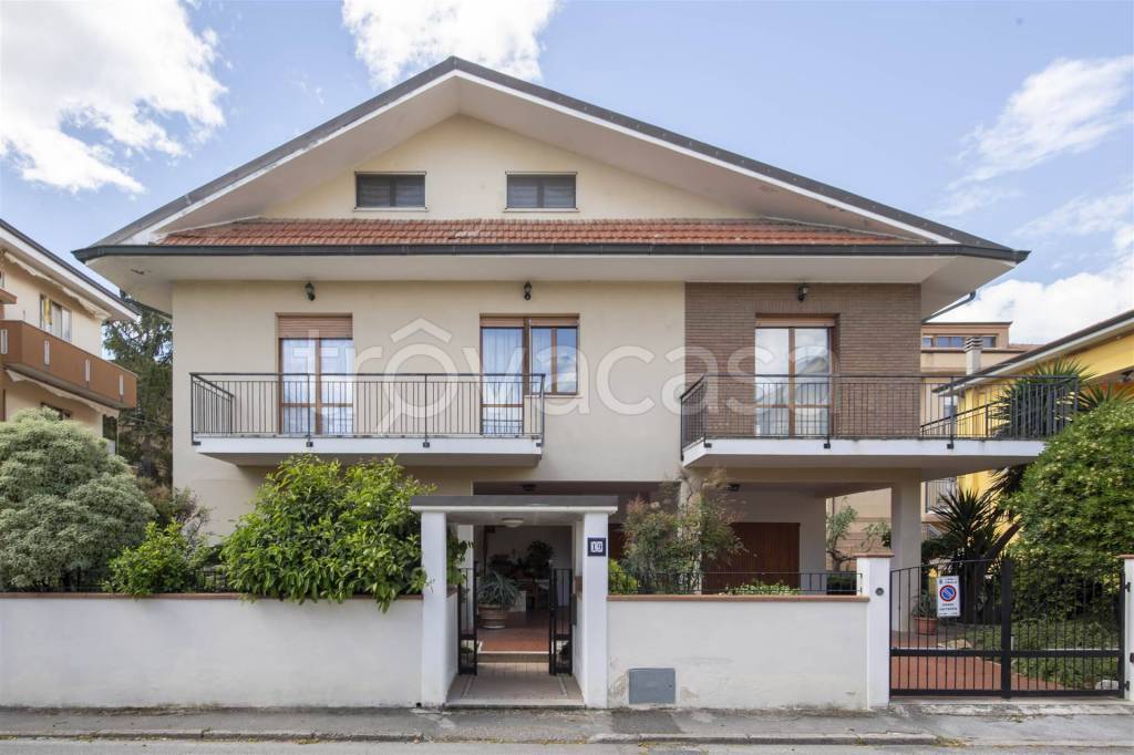 casa indipendente in vendita a Senigallia