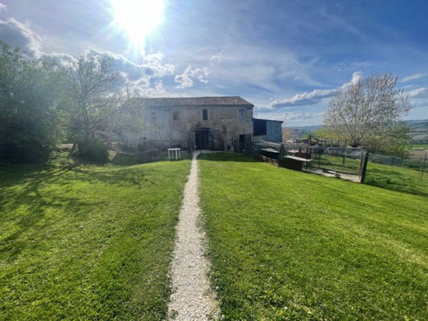 casa indipendente in vendita a Senigallia in zona Filetto