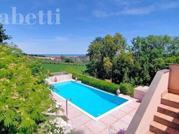 casa indipendente in vendita a Senigallia in zona Borgo Passera