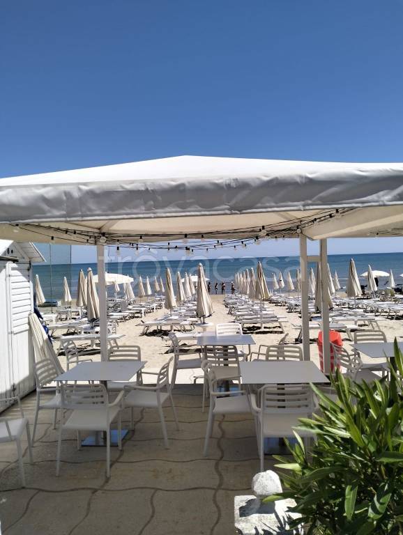 negozio in vendita a Senigallia