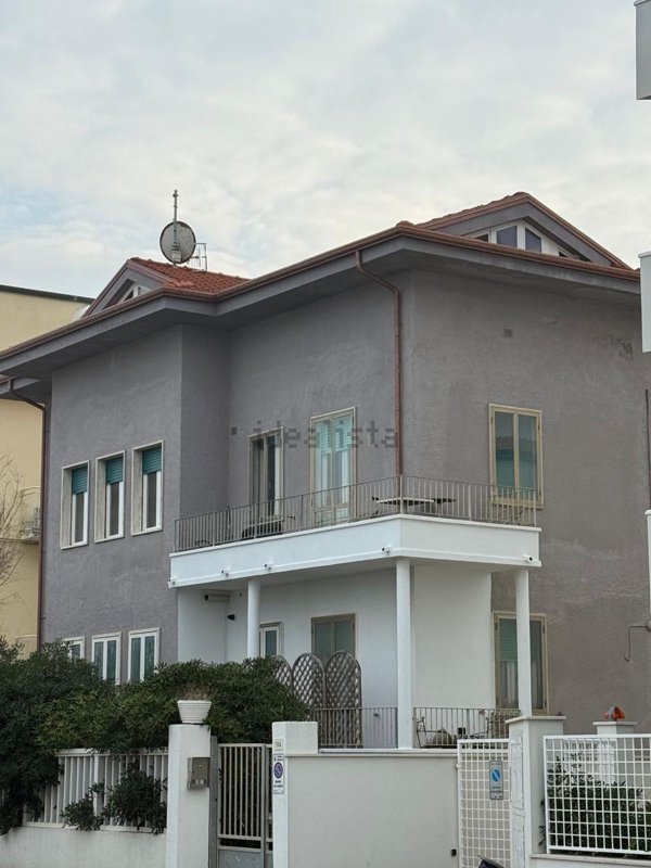 appartamento in vendita a Senigallia in zona Cesano