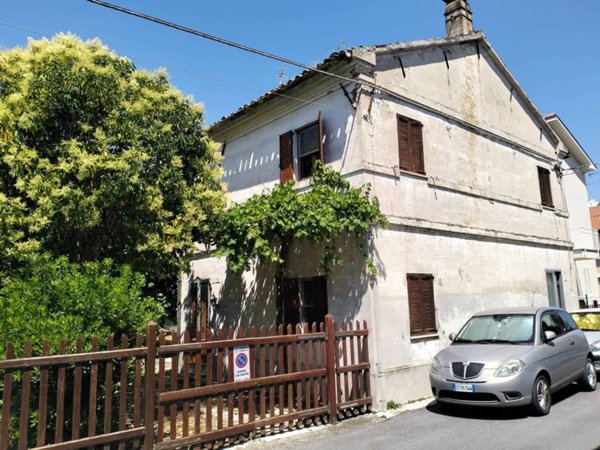 casa indipendente in vendita a Senigallia