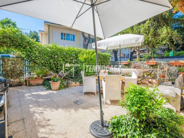 casa indipendente in vendita a Senigallia