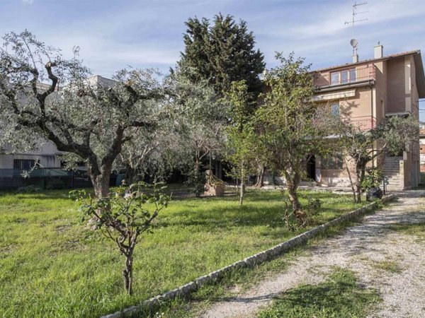casa indipendente in vendita a Senigallia