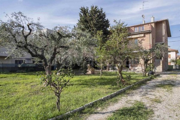casa indipendente in vendita a Senigallia