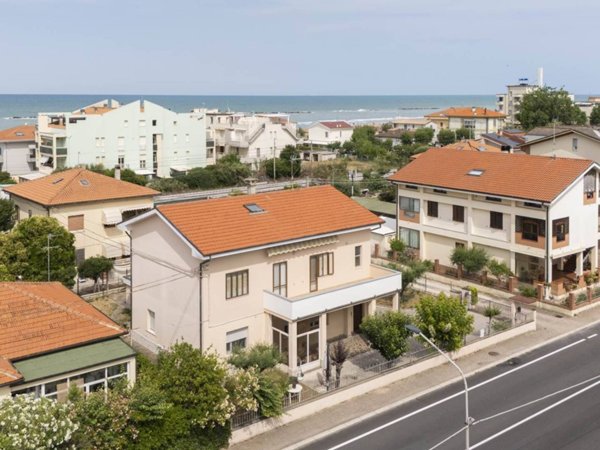 casa indipendente in vendita a Senigallia in zona Cesano