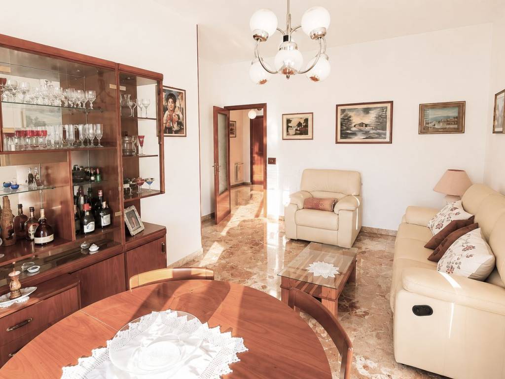 appartamento in vendita a Senigallia in zona Cesano