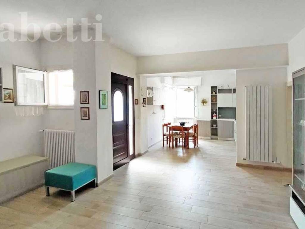 appartamento in vendita a Senigallia in zona Cesano