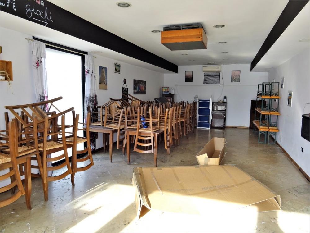 negozio in vendita a Senigallia