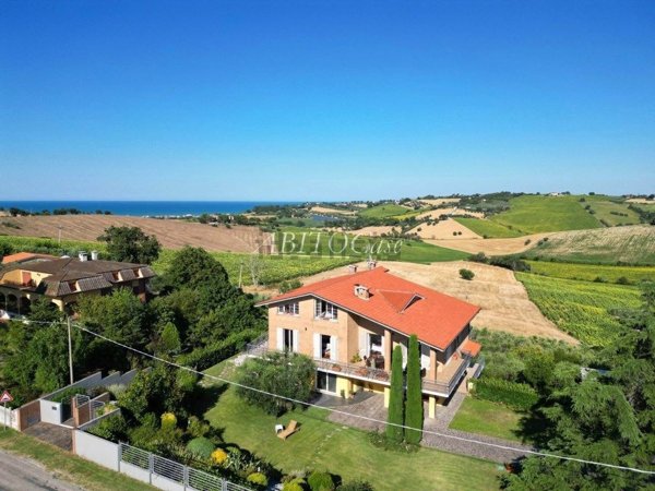 casa indipendente in vendita a Senigallia in zona Borgo Passera