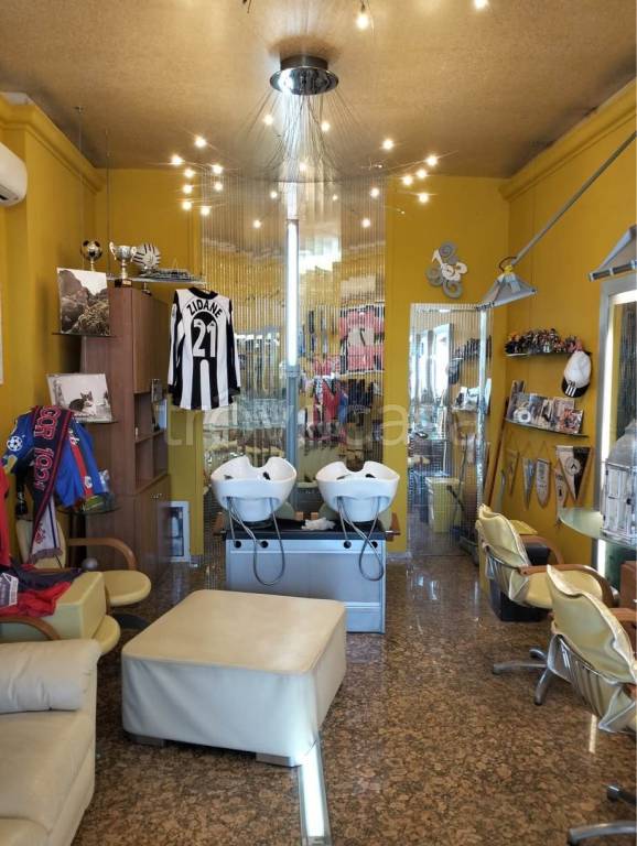 negozio in vendita a Senigallia