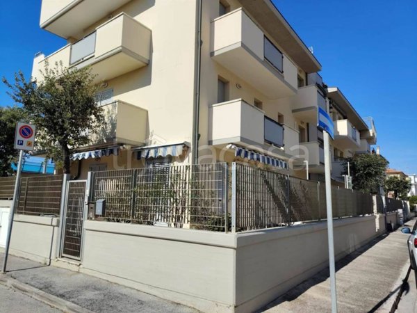 appartamento in vendita a Senigallia in zona Cesano