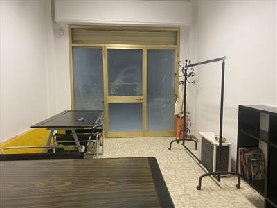 locale di sgombero in vendita a Senigallia