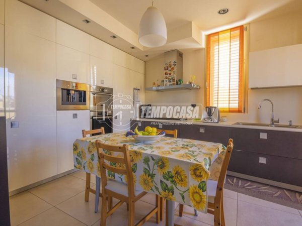 appartamento in vendita a Senigallia in zona Borgo Passera
