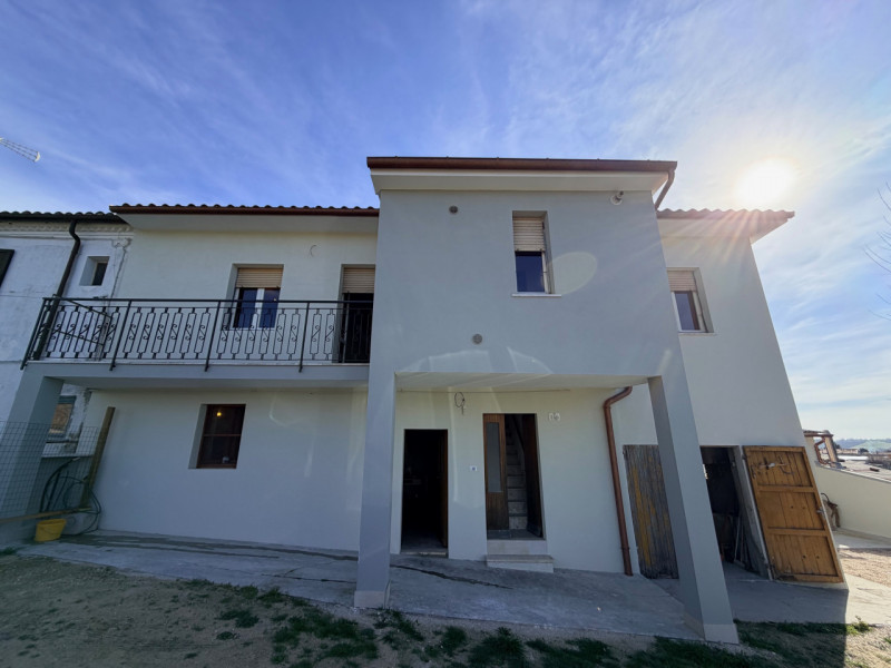 casa indipendente in vendita a Senigallia