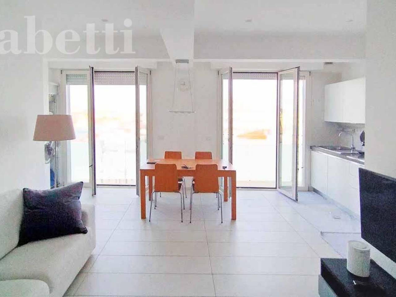 appartamento in vendita a Senigallia in zona Cesano