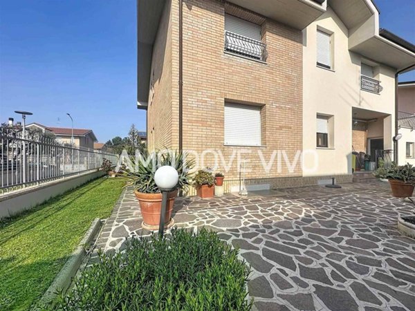 casa indipendente in vendita a Senigallia