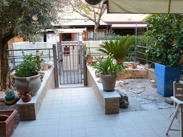 casa indipendente in vendita a Senigallia
