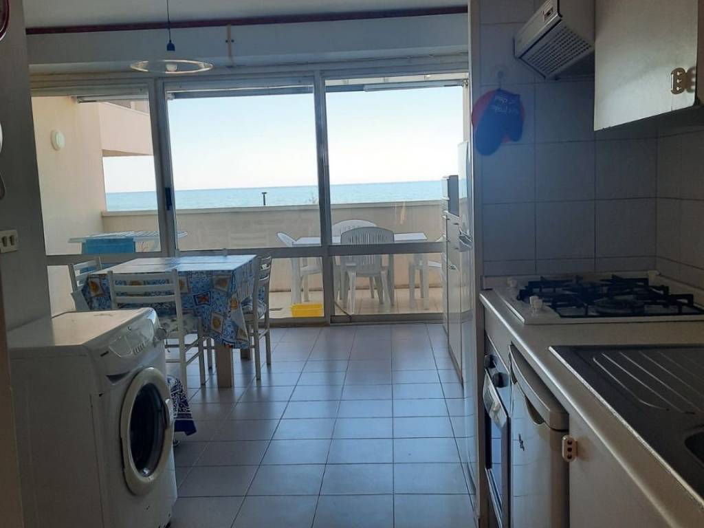 appartamento in vendita a Senigallia in zona Cesano